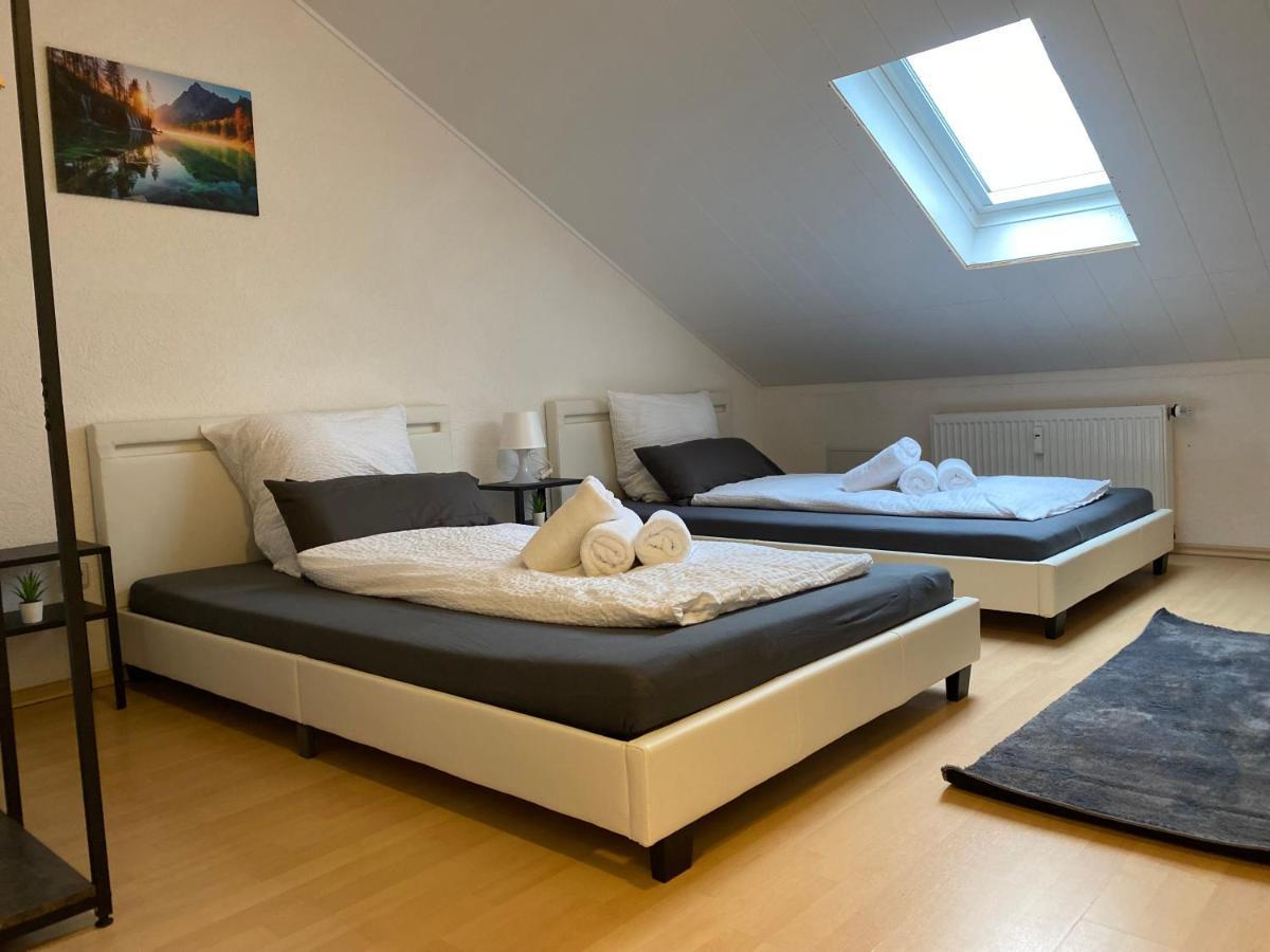 Deluxe Business Suite Mit Netflix Premium & Parkplatz, Zentral Zu Audi & Schwarz Gruppe With 2 Bedrooms บาดฟีดริชส์ฮัลล์ ภายนอก รูปภาพ